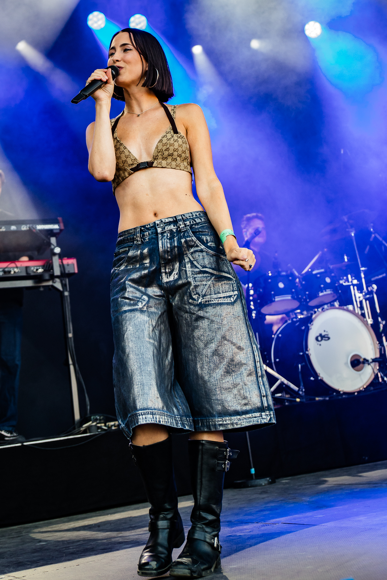Jet van der Steen @ Suikerrock, picture 9, photographed by Jürgen Bruynooghe - FrontView Magazine
