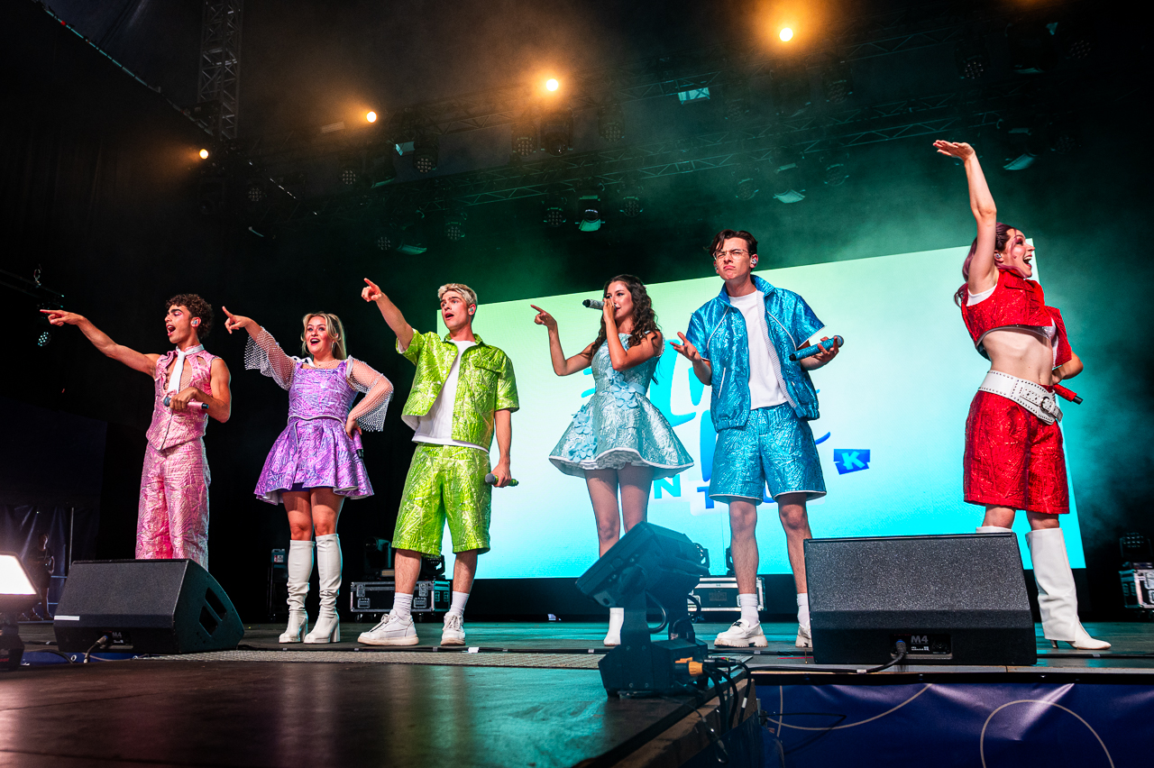 #LikeMe @ Rijvers Festival 2026, picture 21, photographed by Dimitri Vanlommel - FrontView Magazine