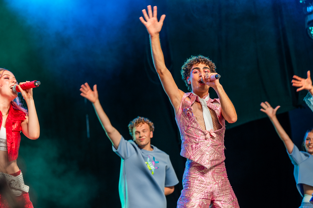 #LikeMe @ Rijvers Festival 2026, picture 13, photographed by Dimitri Vanlommel - FrontView Magazine