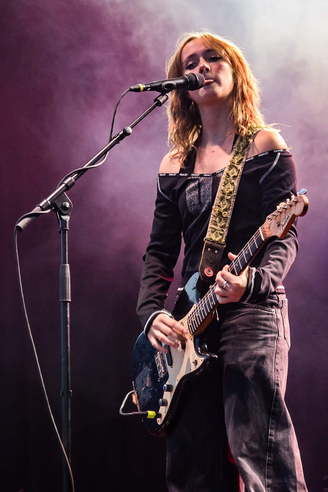 Ise @ Suikerrock, picture 22, photographed by Jürgen Bruynooghe - FrontView Magazine