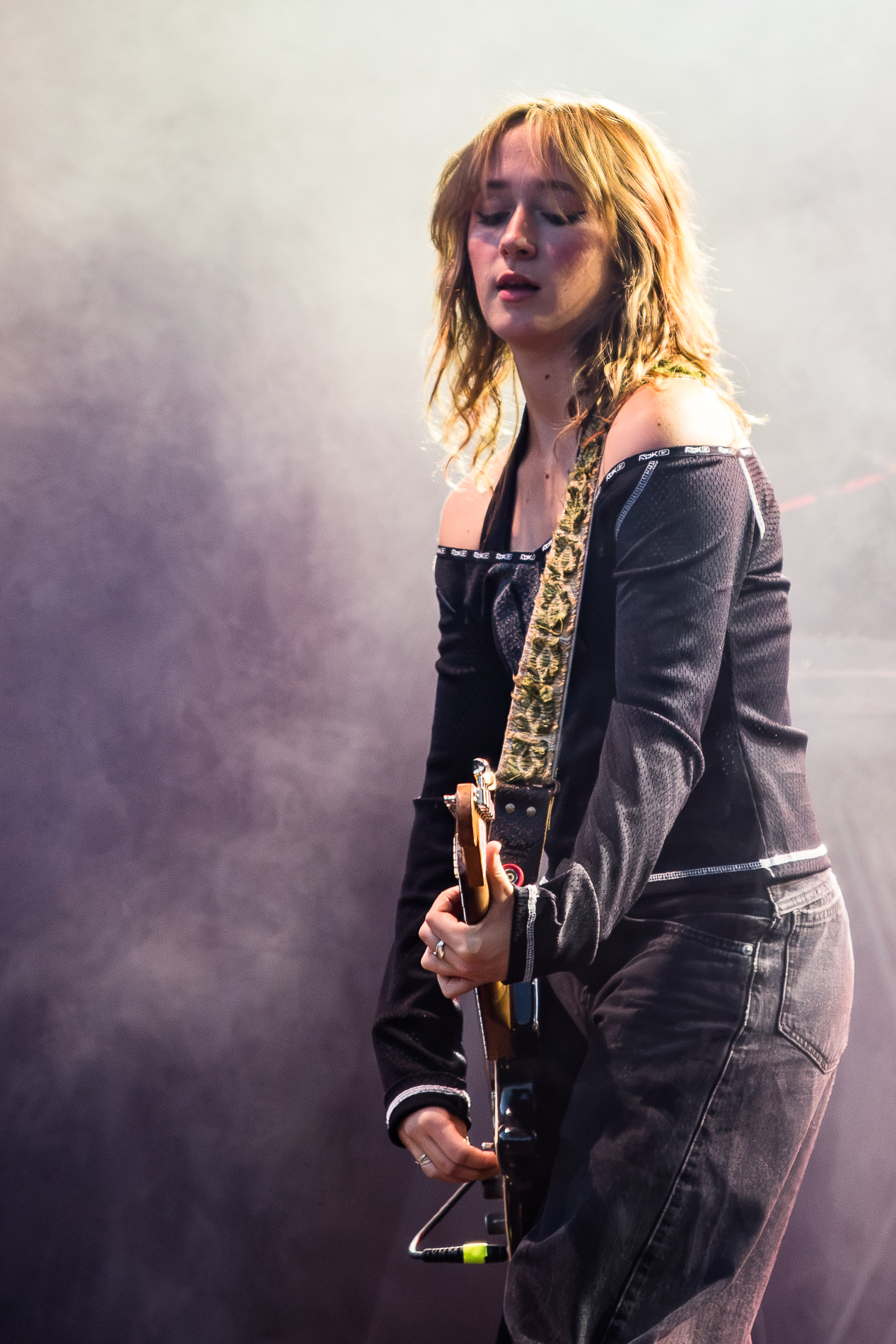 Ise @ Suikerrock, picture 18, photographed by Jürgen Bruynooghe - FrontView Magazine