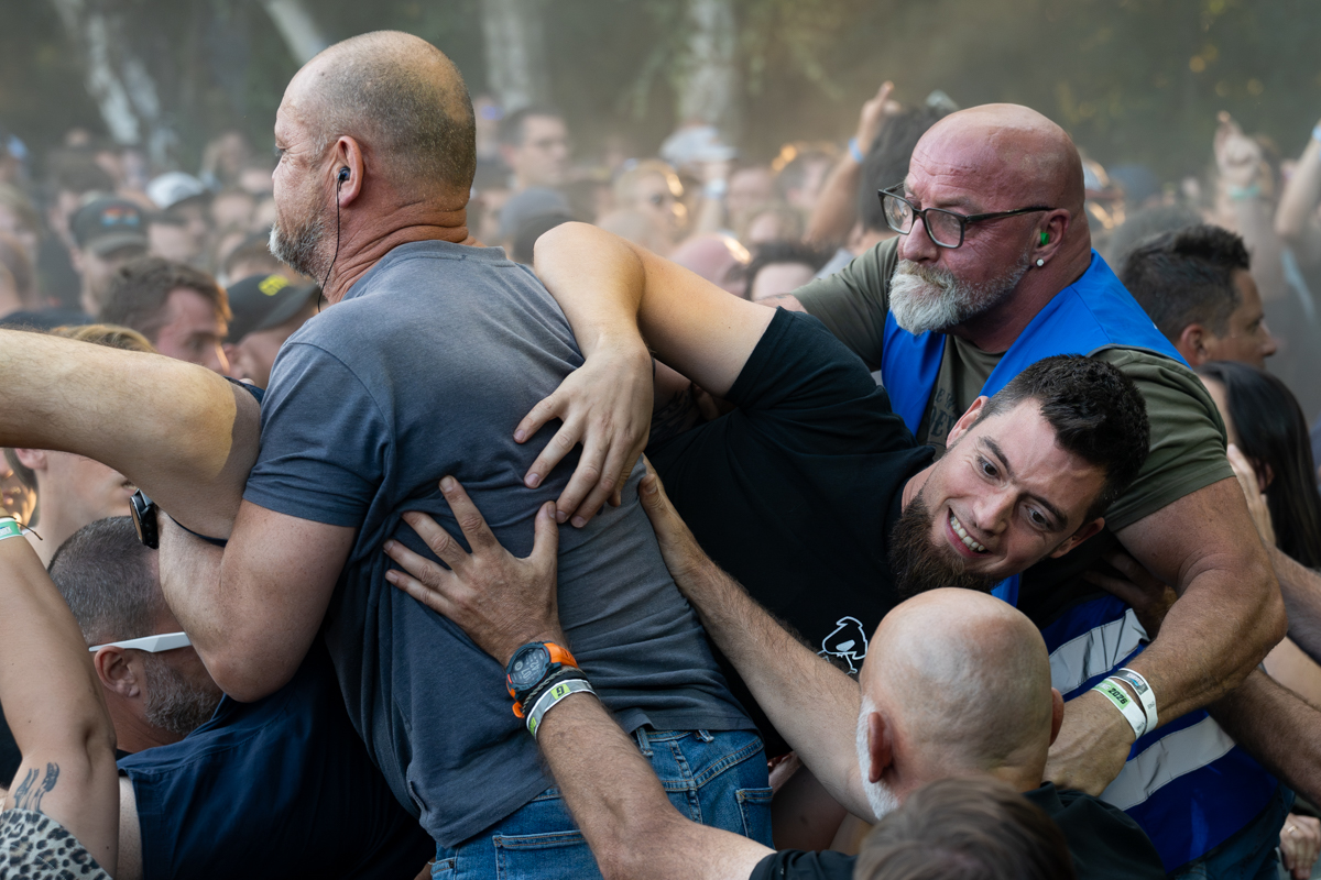 People having fun @ BrakRock, picture 5, photographed by Koen Marcoen - FrontView Magazine