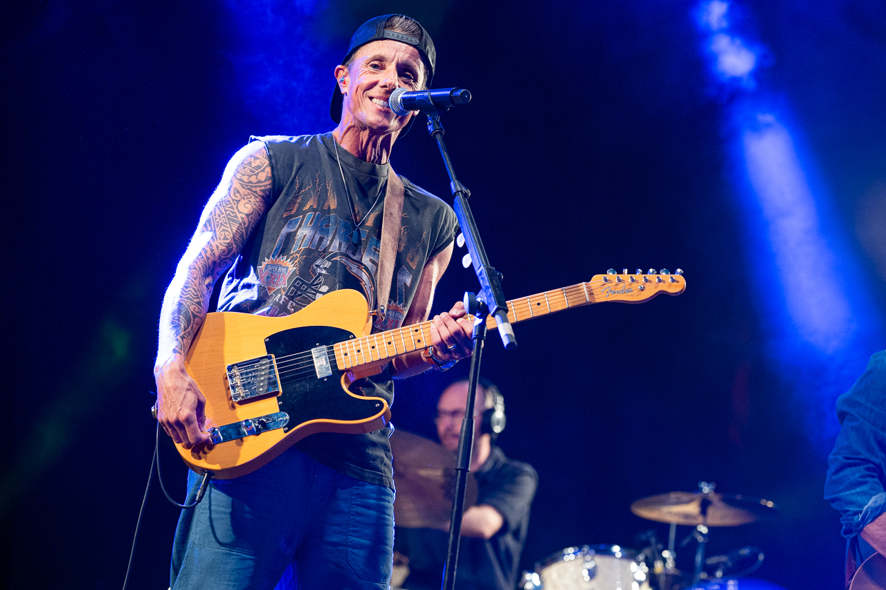 K's Choice @ Rijvers Festival 2026, picture 1, photographed by Dimitri Vanlommel - FrontView Magazine