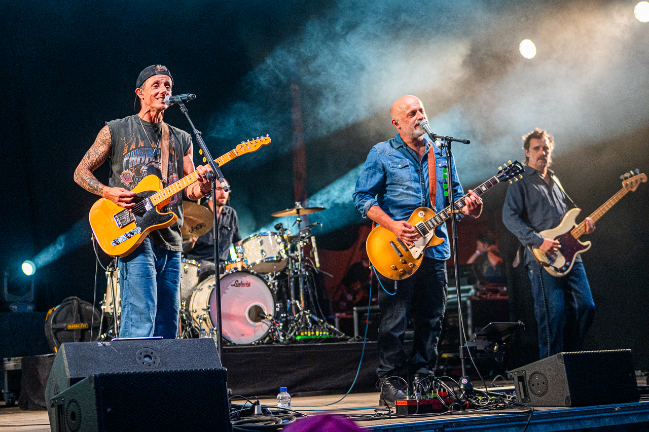 K's Choice @ Rijvers Festival 2026, picture 12, photographed by Dimitri Vanlommel - FrontView Magazine