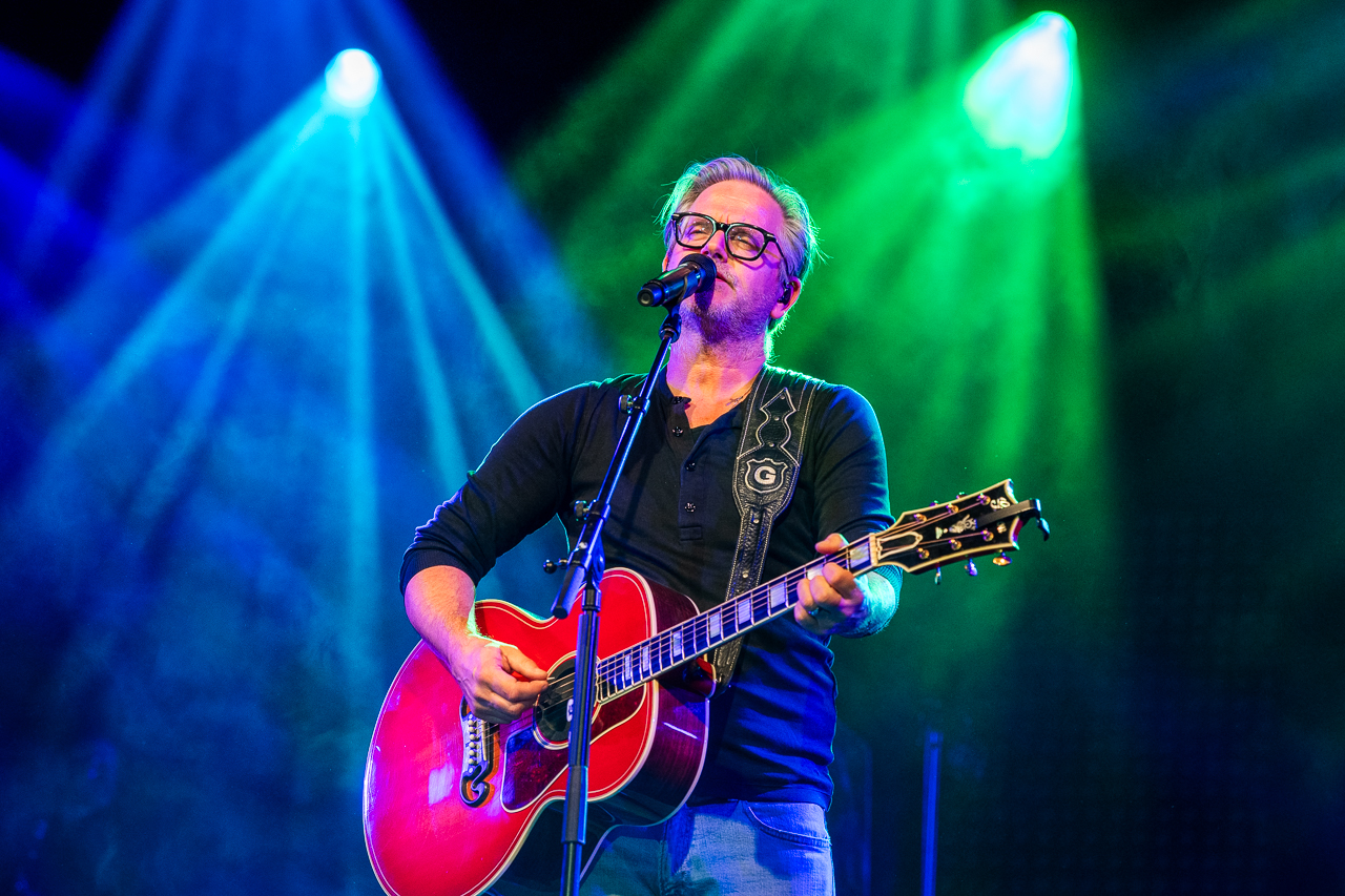 Guus Meeuwis @ Rijvers Festival 2026, picture 15, photographed by Dimitri Vanlommel - FrontView Magazine