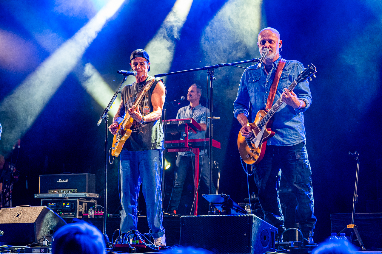 K's Choice @ Rijvers Festival 2026, picture 16, photographed by Dimitri Vanlommel - FrontView Magazine