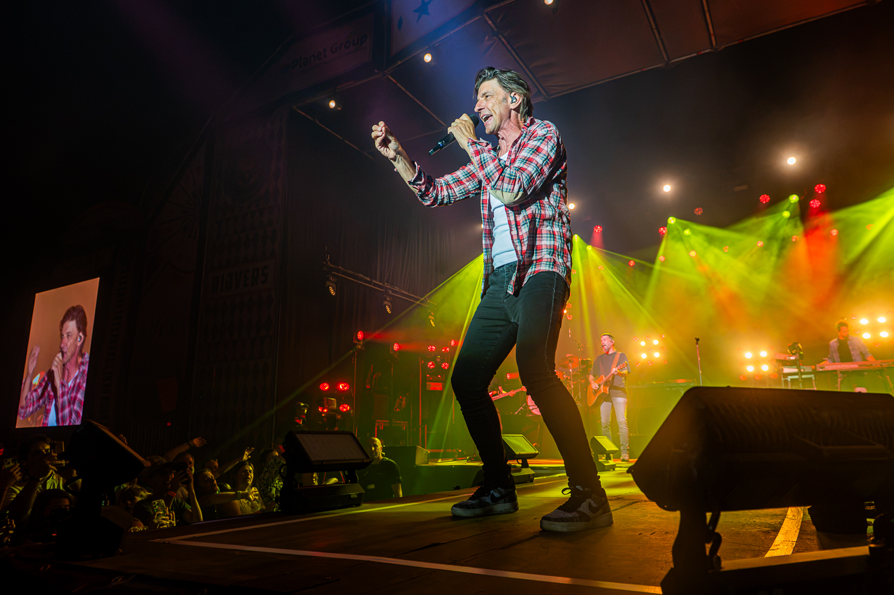 Clouseau @ Rijvers Festival 2026, picture 8, photographed by Dimitri Vanlommel - FrontView Magazine
