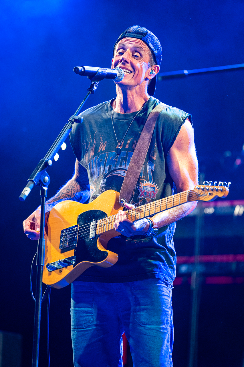K's Choice @ Rijvers Festival 2026, picture 15, photographed by Dimitri Vanlommel - FrontView Magazine