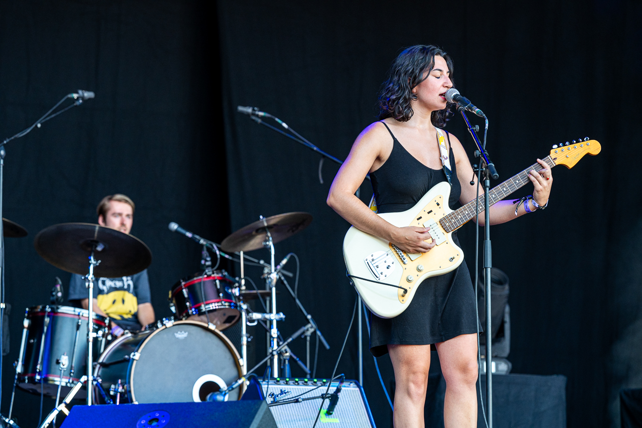 Rosie Stuart @ Rijvers Festival 2026, picture 6, photographed by Dimitri Vanlommel - FrontView Magazine