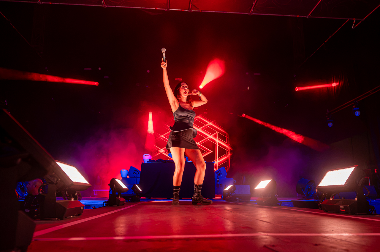 Flo Windey & Laurens Luyten @ Rijvers Festival 2026, picture 8, photographed by Dimitri Vanlommel - FrontView Magazine