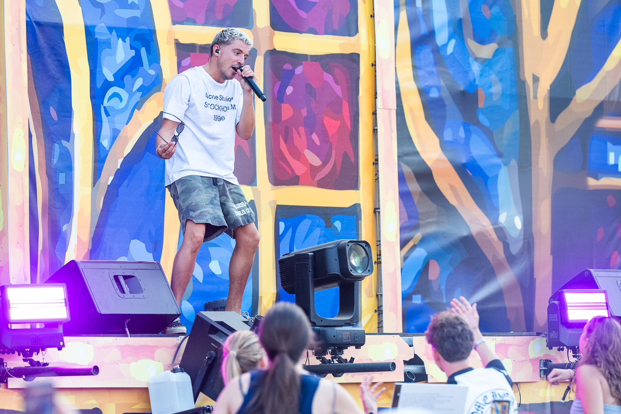 Lil Kleine @ Rijvers Festival 2026, picture 8, photographed by Dimitri Vanlommel - FrontView Magazine