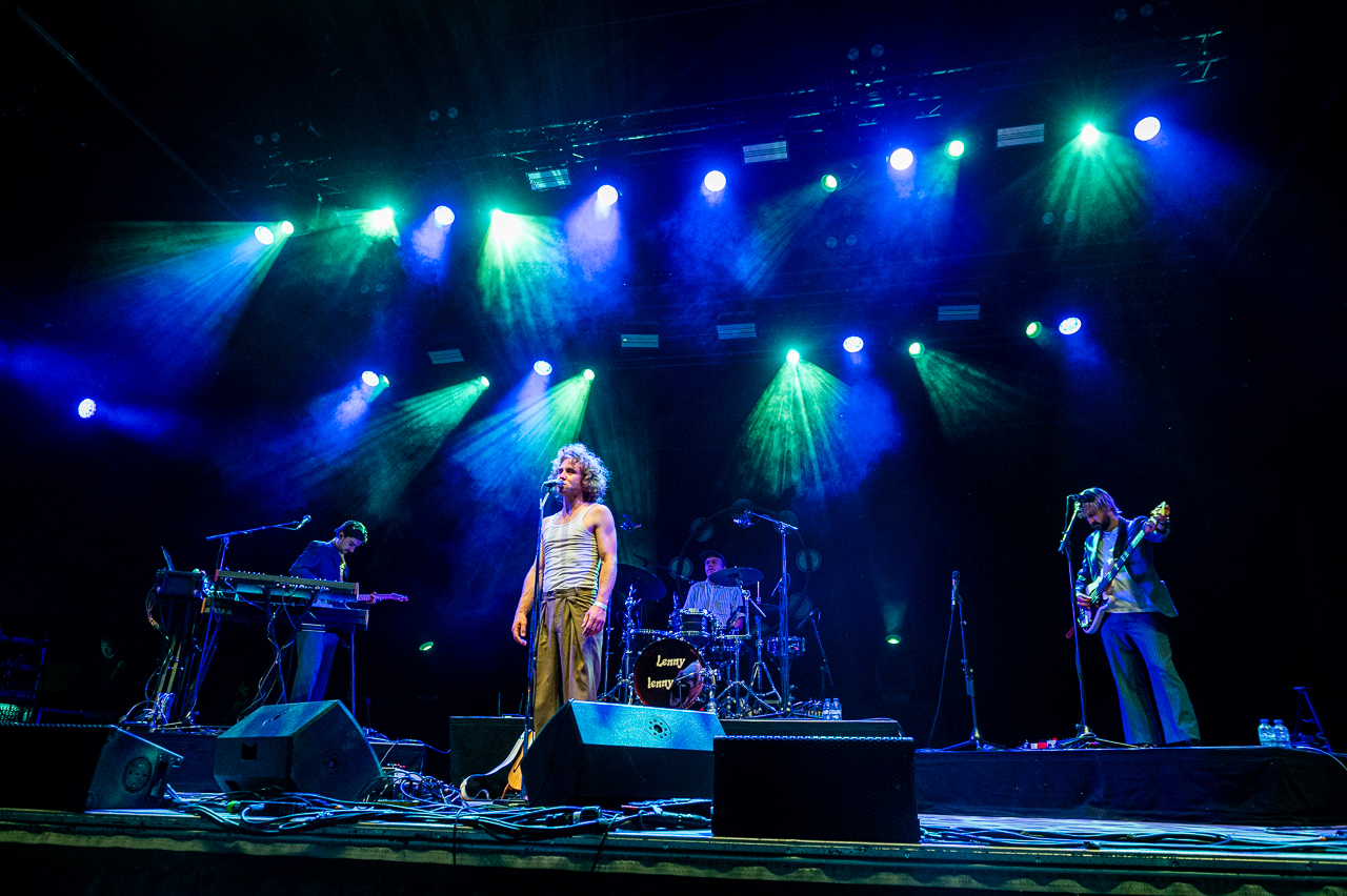 Lenny Lenny @ Rijvers Festival 2026, picture 19, photographed by Dimitri Vanlommel - FrontView Magazine