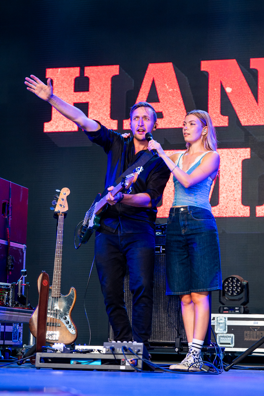 Hannah Mae @ Rijvers Festival 2026, picture 16, photographed by Dimitri Vanlommel - FrontView Magazine