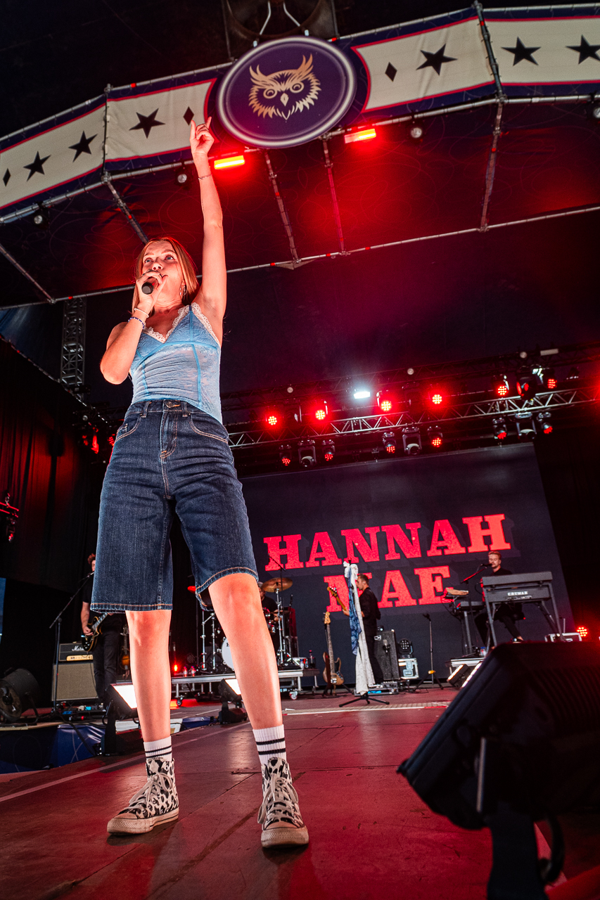 Hannah Mae @ Rijvers Festival 2026, picture 1, photographed by Dimitri Vanlommel - FrontView Magazine