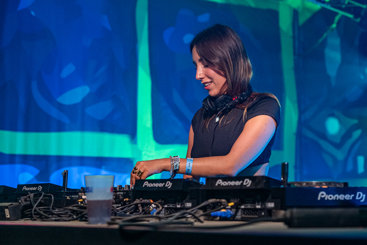 Nina Black @ Rijvers Festival 2026, picture 5, photographed by Dimitri Vanlommel - FrontView Magazine