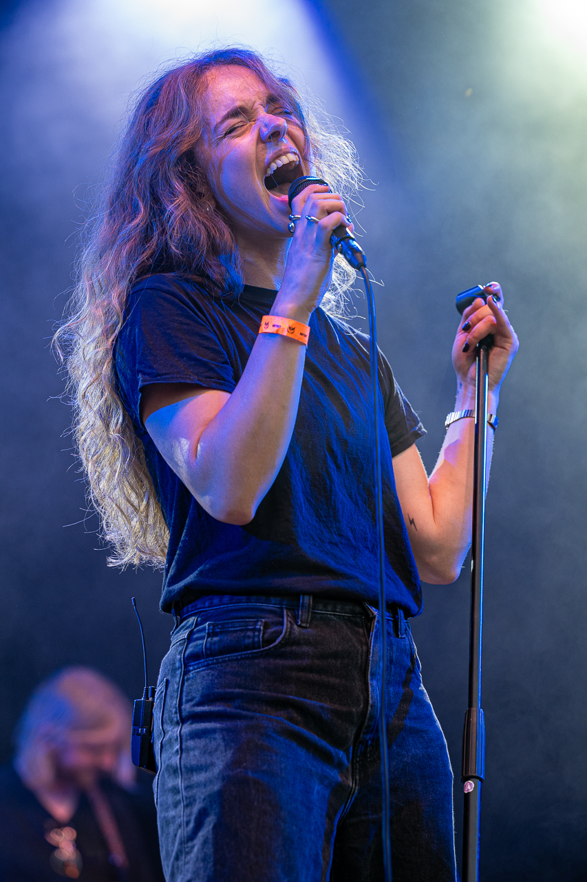Alice Mae @ Rijvers Festival 2026, foto 10, foto's door Youri Vanlommel - FrontView Magazine