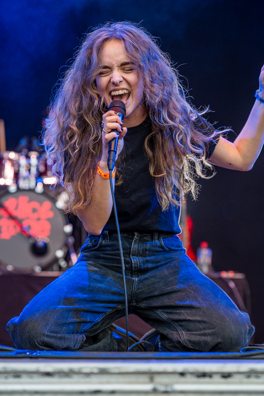 Alice Mae @ Rijvers Festival 2026, foto 6, foto's door Youri Vanlommel - FrontView Magazine