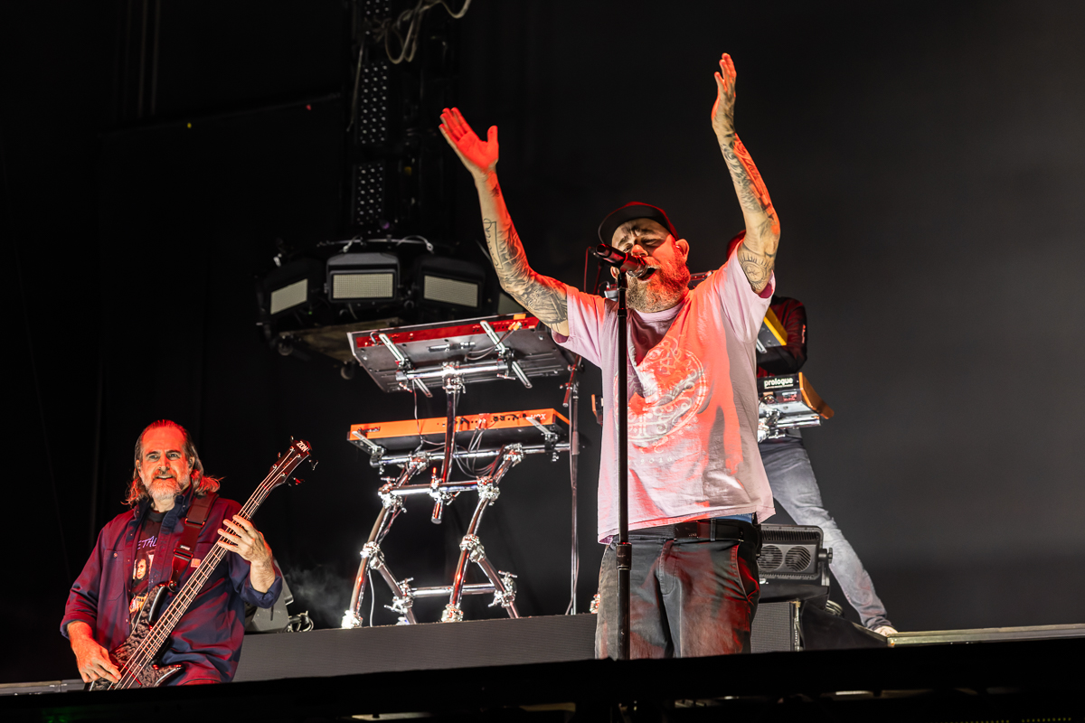 In Flames @ Dynamo, picture 6, photographed by David Johnson - FrontView Magazine