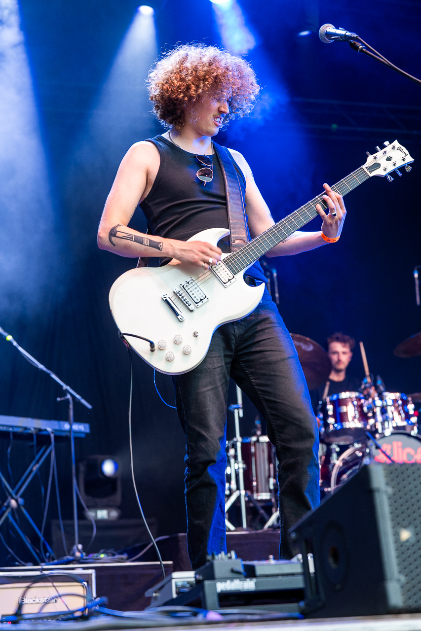 Alice Mae @ Rijvers Festival 2026, foto 2, foto's door Youri Vanlommel - FrontView Magazine