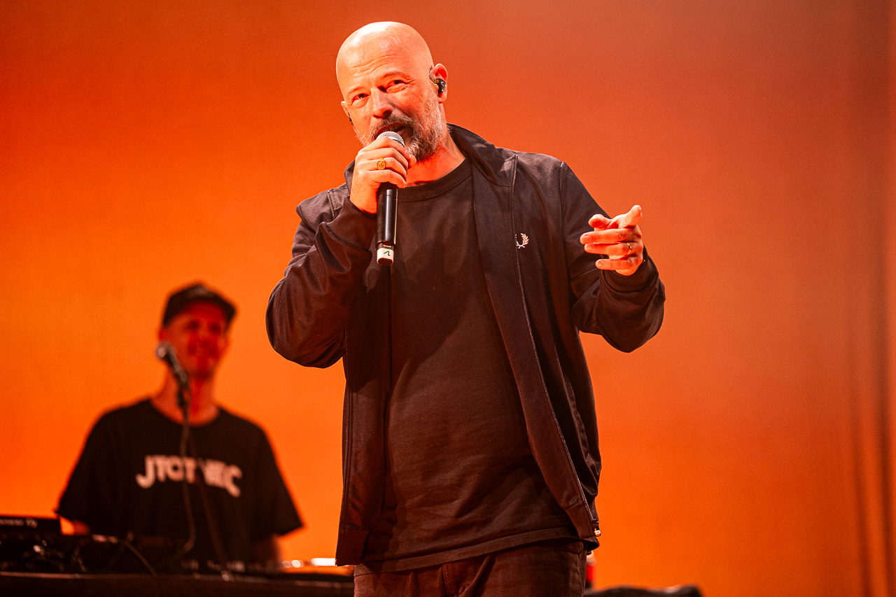 't Hof Van Commerce @ Rijvers Festival 2026, foto 9, foto's door Youri Vanlommel - FrontView Magazine
