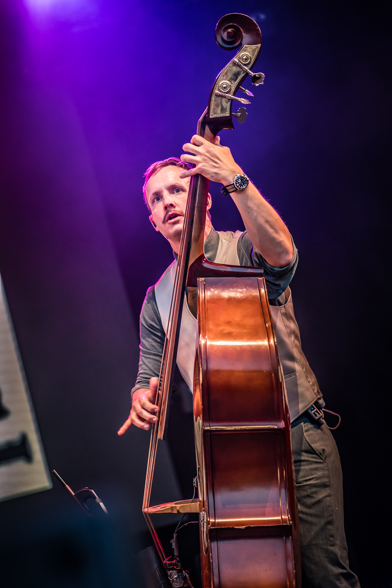 Trenchcoat @ Fonnefeesten 2026, picture 6, photographed by Danny Wagemans - FrontView Magazine