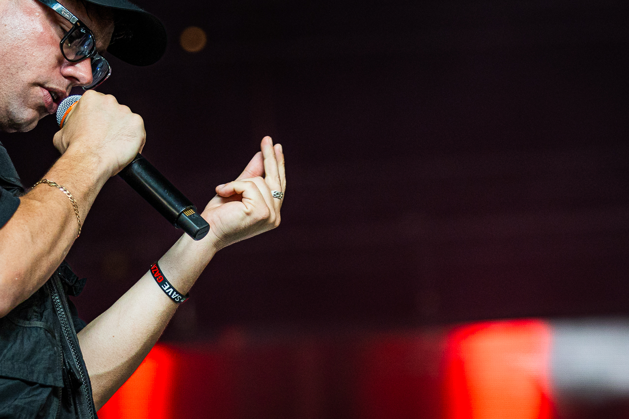 Kneecap @ Lowlands 2026, picture 7, photographed by Danielle Stoop - FrontView Magazine
