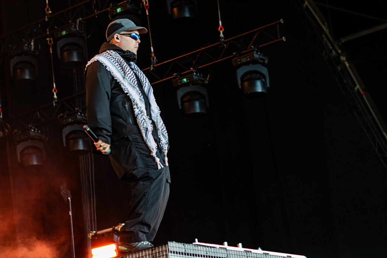 Kneecap @ Lowlands 2026, picture 8, photographed by Danielle Stoop - FrontView Magazine