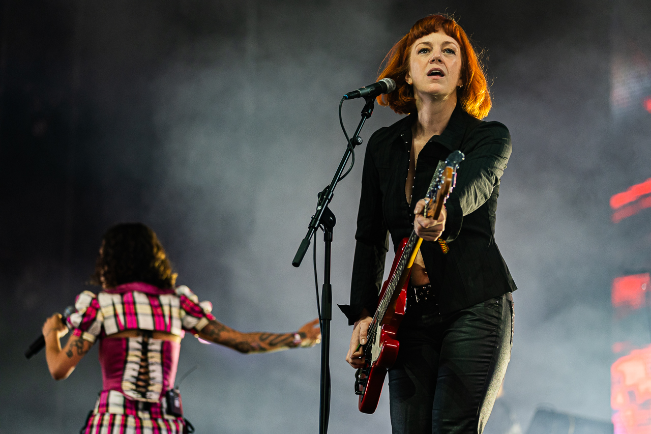 Sophie Straat @ Lowlands 2026, picture 4, photographed by Danielle Stoop - FrontView Magazine