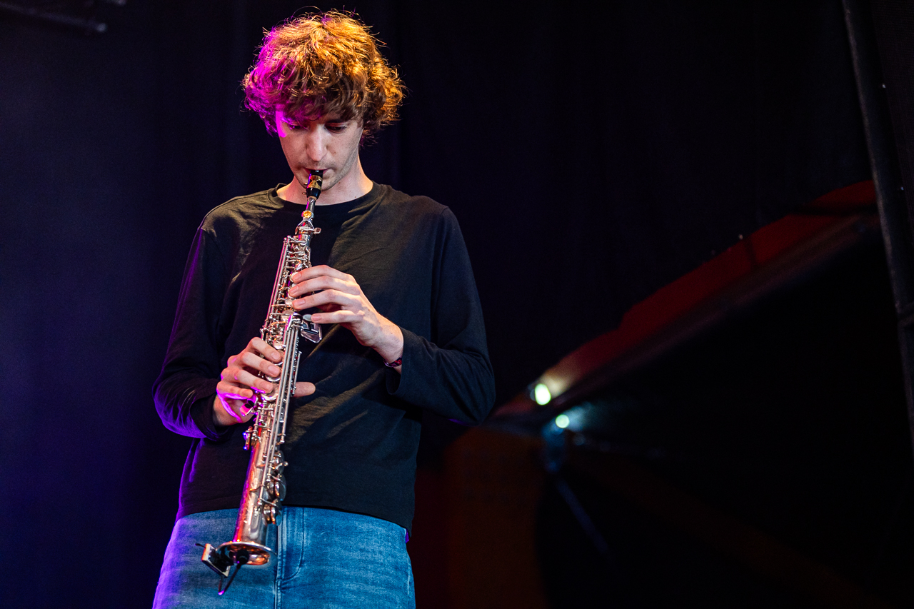 Dove Ellis @ Lowlands 2026, picture 8, photographed by Danielle Stoop - FrontView Magazine