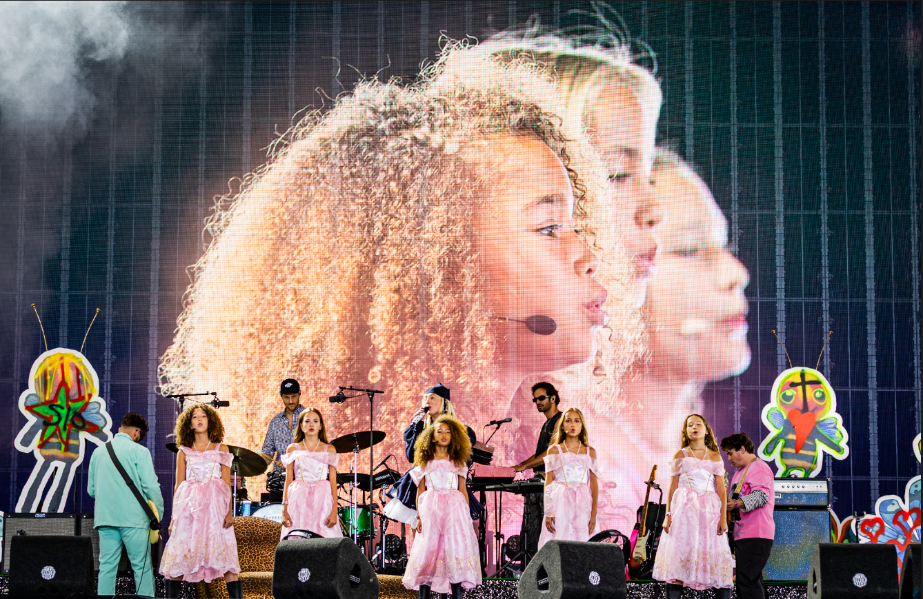 S10 @ Lowlands 2026, picture 1, photographed by Danielle Stoop - FrontView Magazine