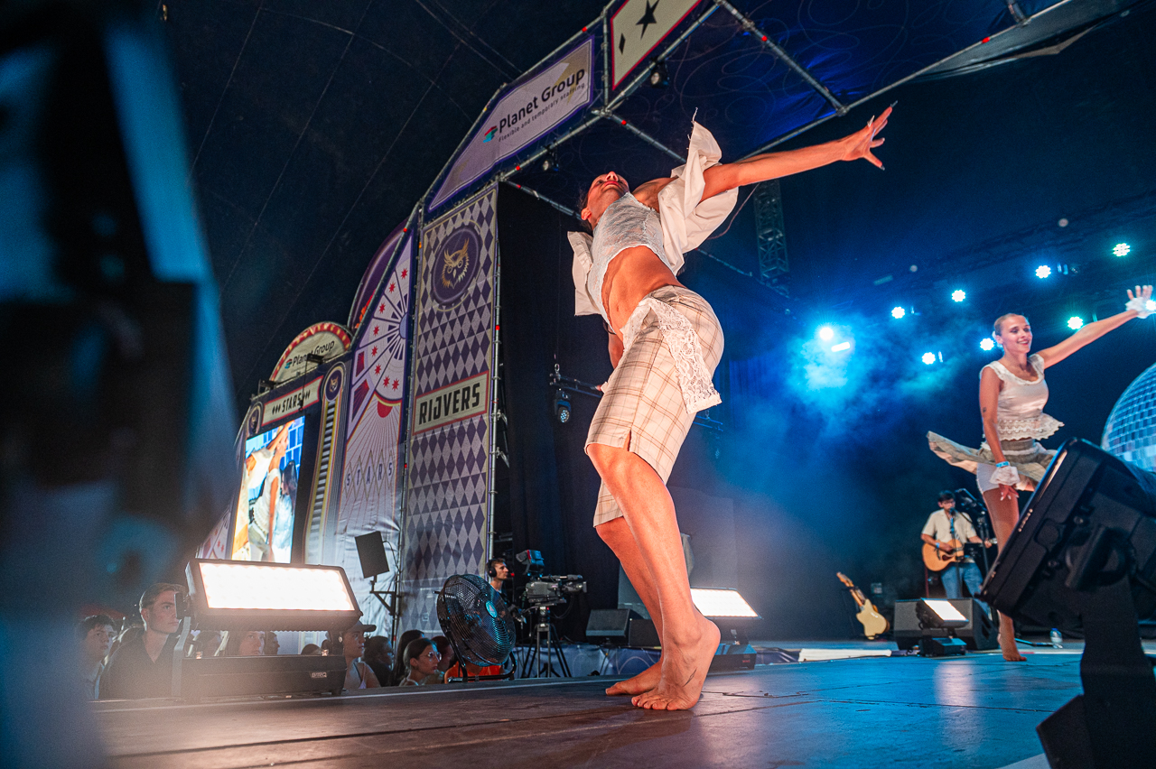 Tinne Oltmans @ Rijvers Festival 2026, picture 17, photographed by Dimitri Vanlommel - FrontView Magazine