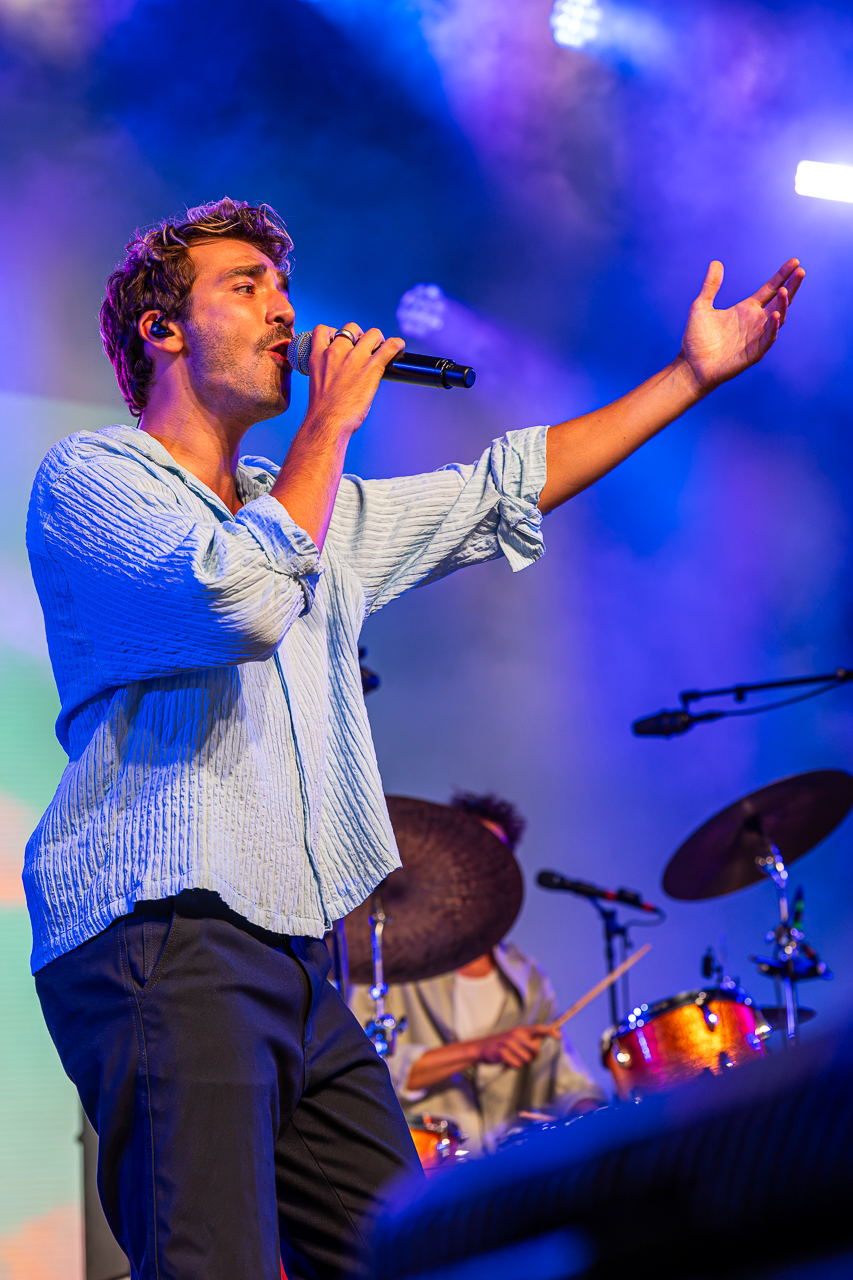 Aaron Blommaert @ Rijvers Festival 2026, picture 2, photographed by Dimitri Vanlommel - FrontView Magazine