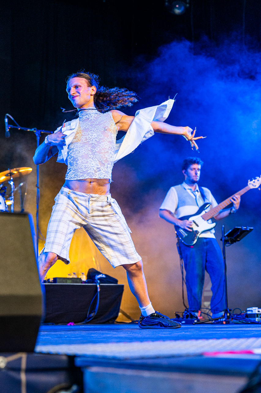 Tinne Oltmans @ Rijvers Festival 2026, picture 28, photographed by Dimitri Vanlommel - FrontView Magazine