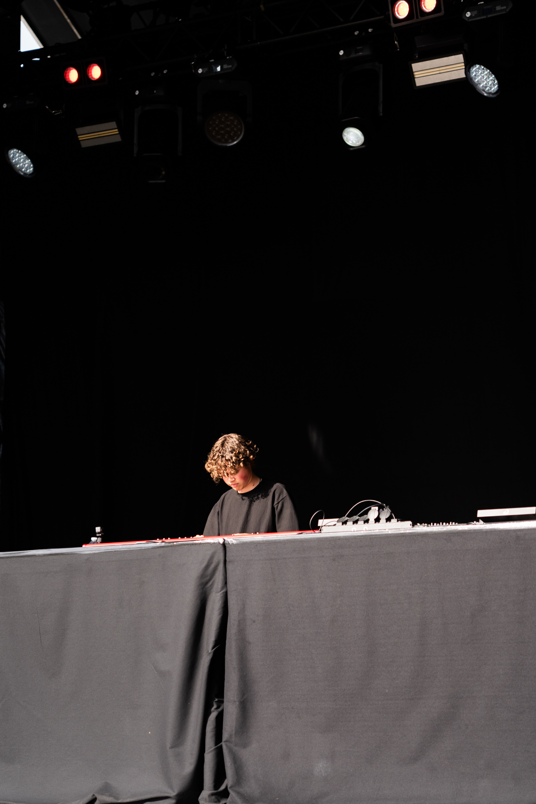 DJ Volt @ Road Rock, picture 2, photographed by Luca Depuydt - FrontView Magazine