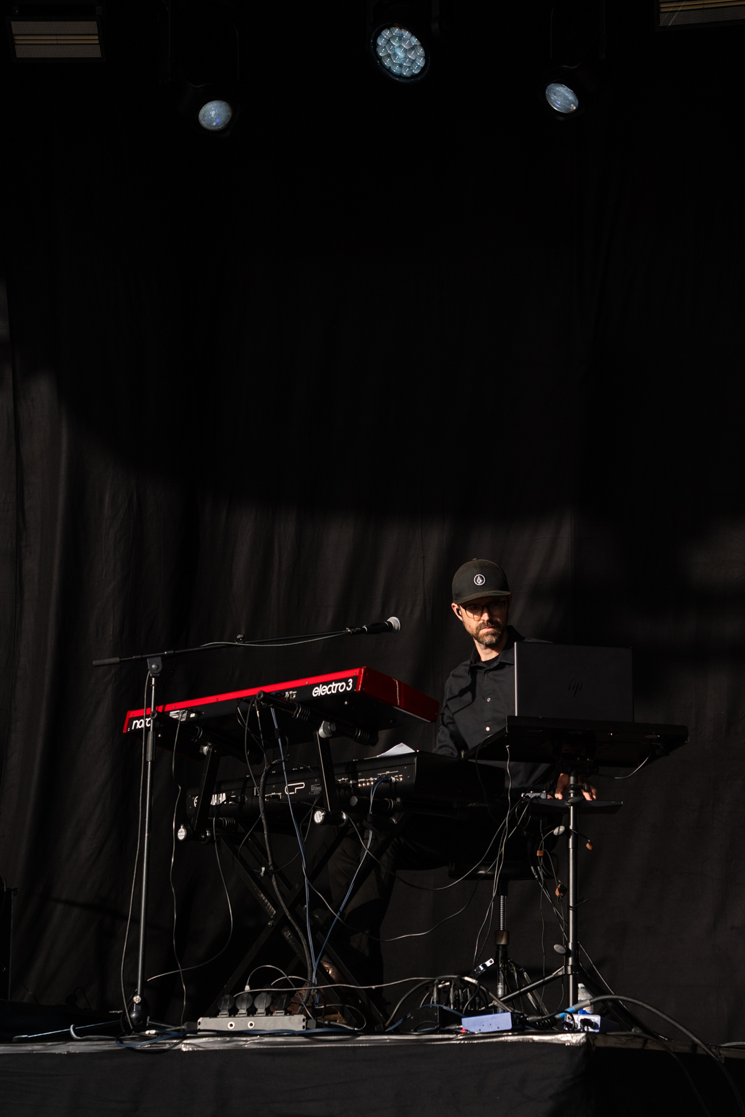 String Tribute 2.5 @ Road Rock, picture 3, photographed by Luca Depuydt - FrontView Magazine