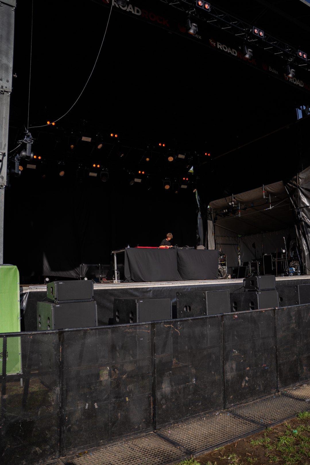 DJ Volt @ Road Rock, picture 7, photographed by Luca Depuydt - FrontView Magazine