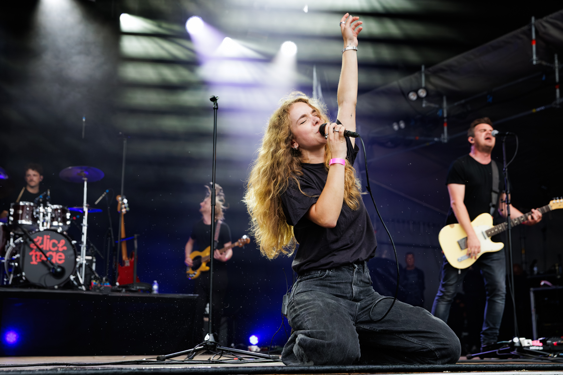 Alice Mae @ Roadrock, picture 19, photographed by Wim Sunnaert - FrontView Magazine