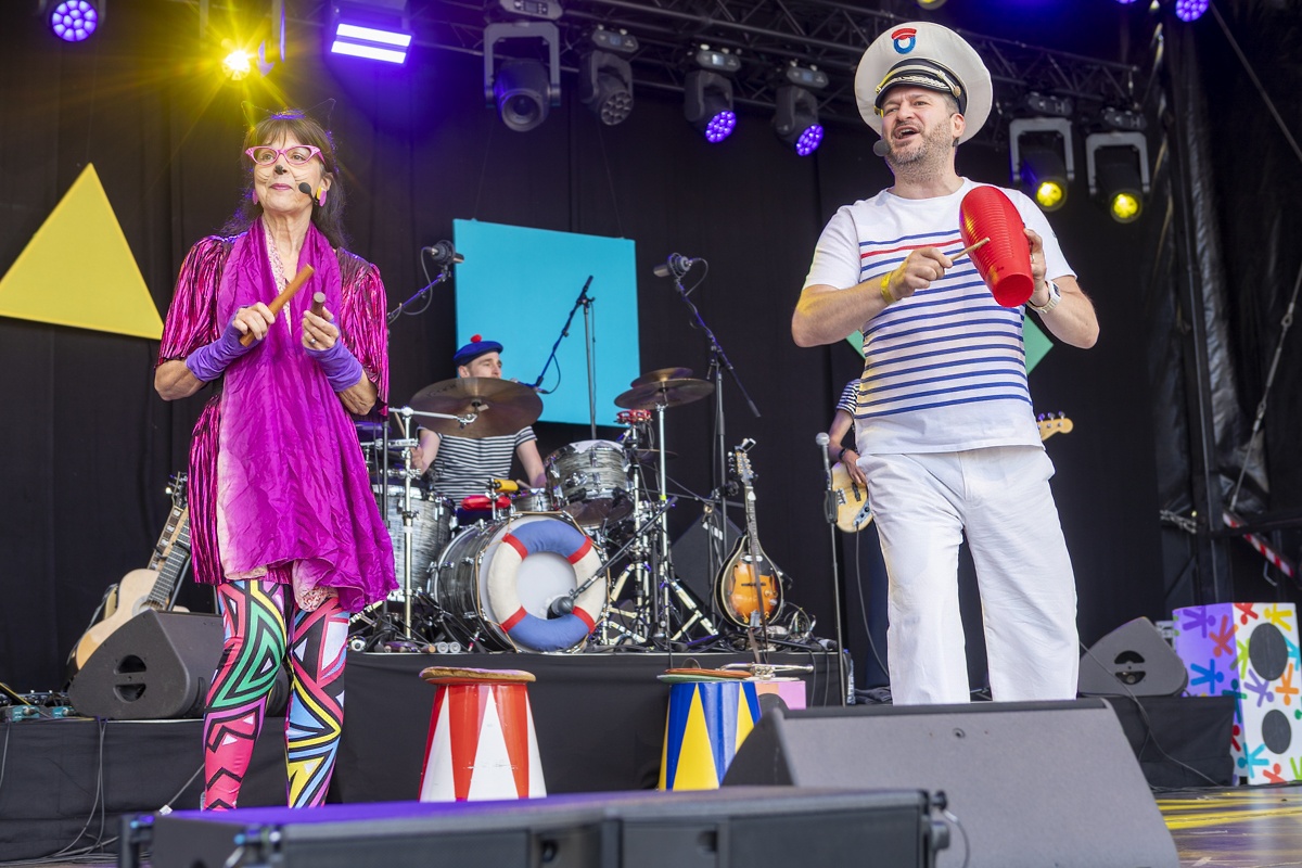 Kapitein Winokio @ Vredesfeesten, picture 5, photographed by Edwin Houdevelt - FrontView Magazine