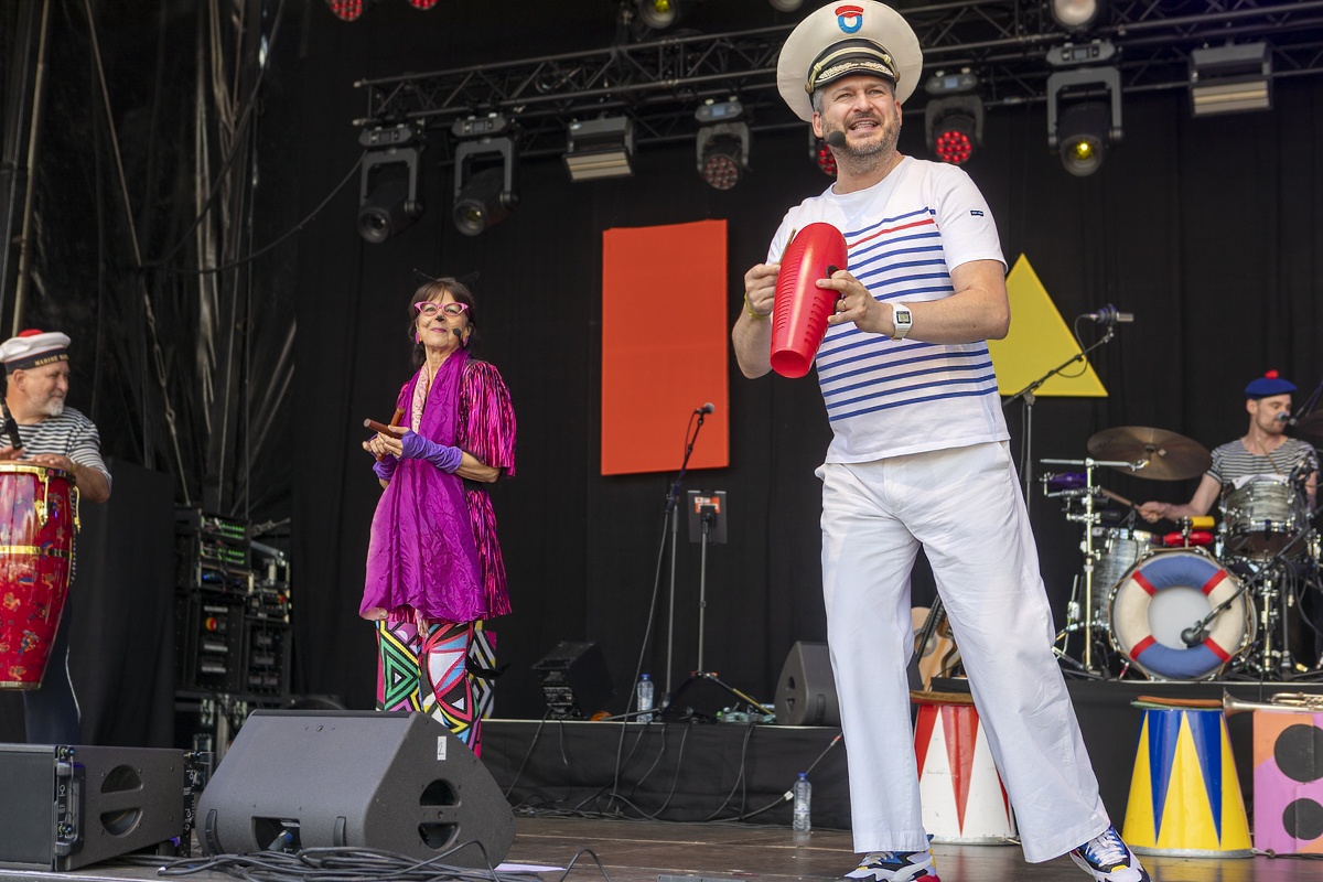 Kapitein Winokio @ Vredesfeesten, picture 14, photographed by Edwin Houdevelt - FrontView Magazine