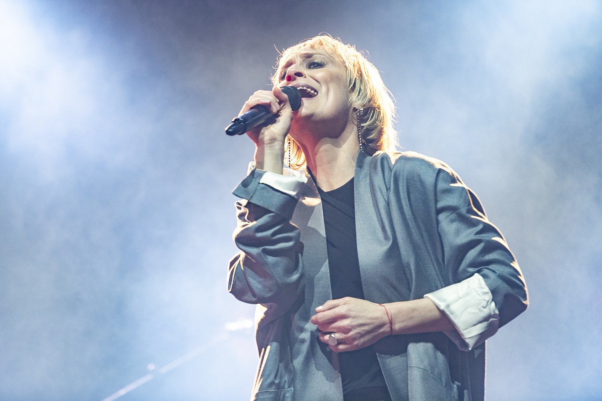 Hooverphonic @ Vredesfeesten, foto 1, foto's door Edwin Houdevelt - FrontView Magazine