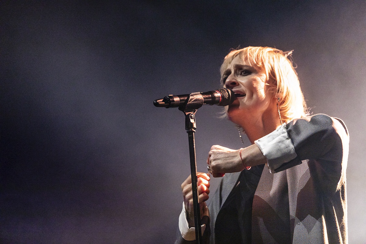 Hooverphonic @ Vredesfeesten, foto 26, foto's door Edwin Houdevelt - FrontView Magazine