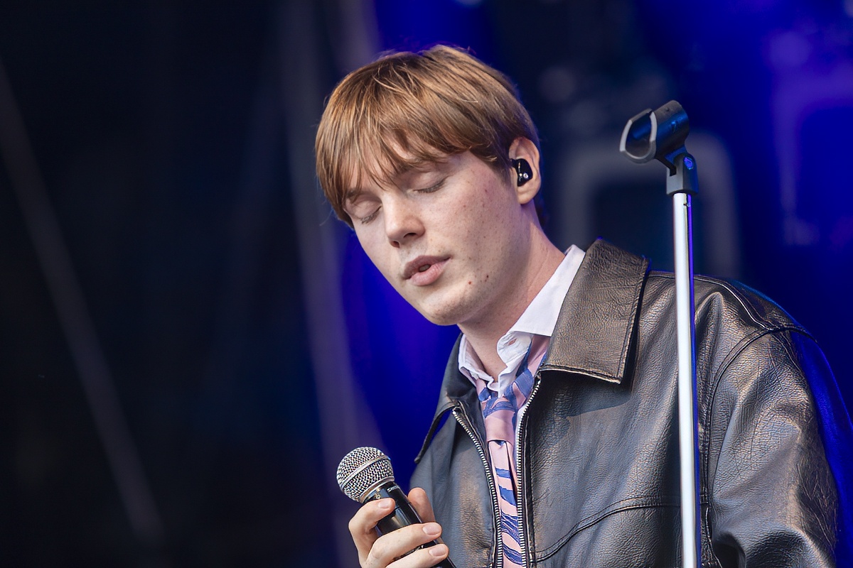 Bas Serra @ Vredesfeesten, foto 11, foto's door Edwin Houdevelt - FrontView Magazine