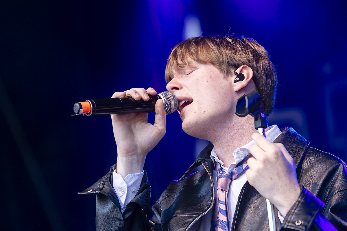 Bas Serra @ Vredesfeesten, foto 16, foto's door Edwin Houdevelt - FrontView Magazine