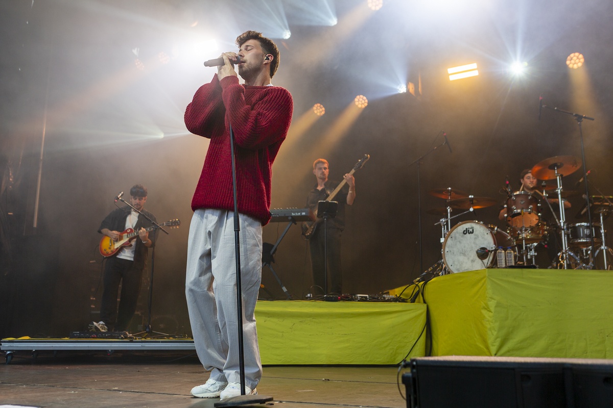 Berre @ Vredesfeesten, foto 2, foto's door Edwin Houdevelt - FrontView Magazine