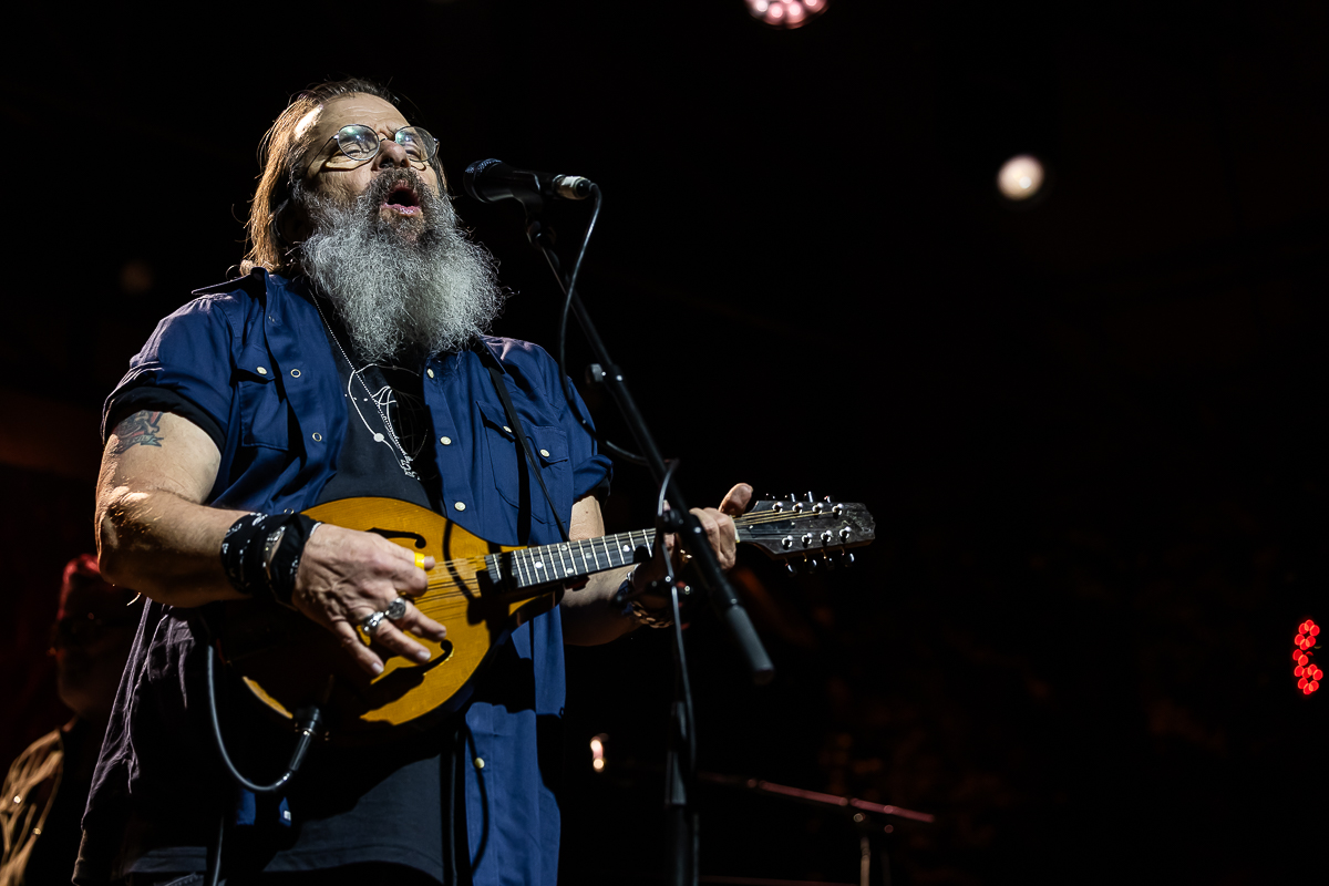 The Waterboys ft. Steve Earle Fisherman`s Blues Revue @ OLT Rivierenhof, picture 19, photographed by Marc Verdonck - FrontView Magazine