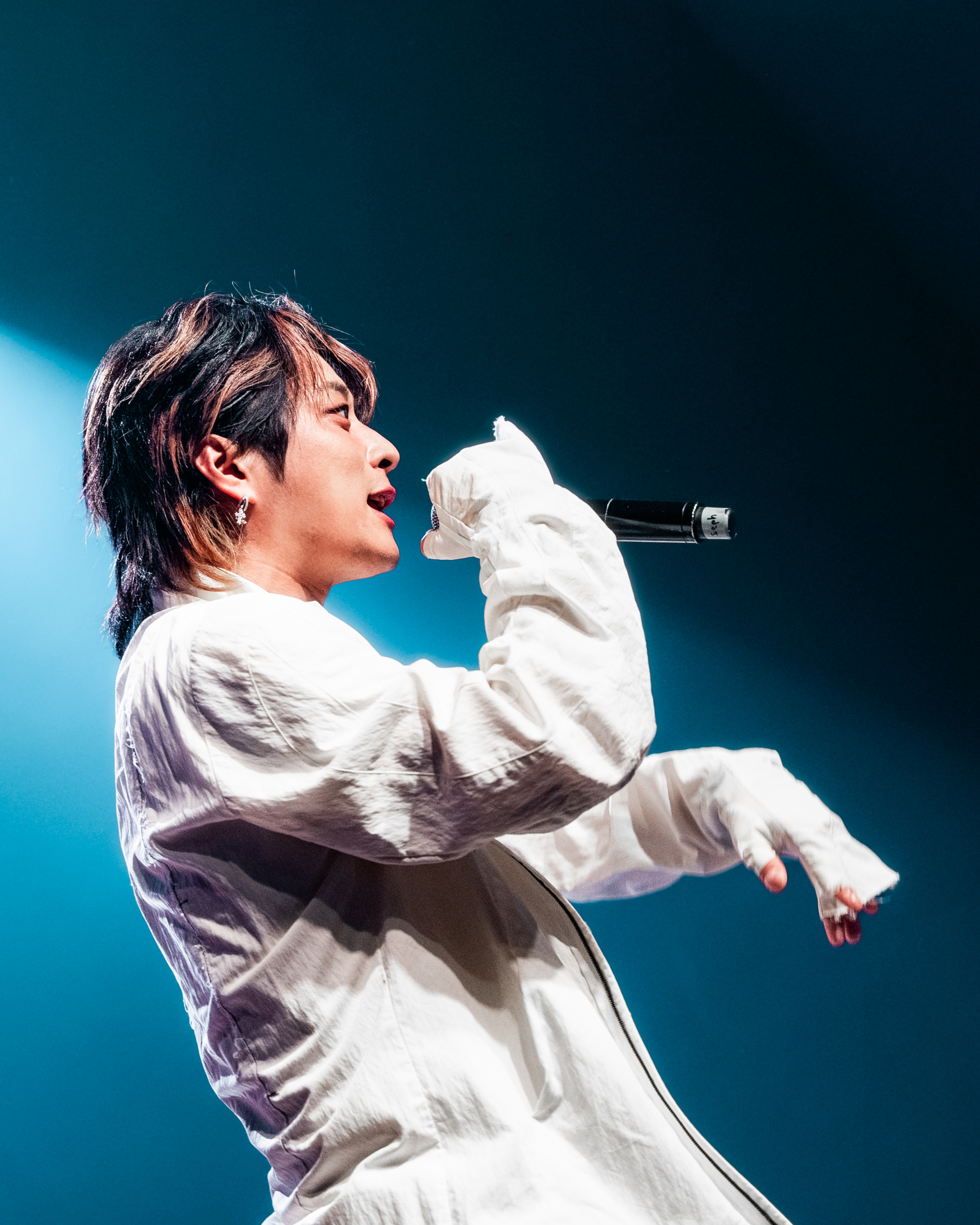 KARD @ La Madeleine, picture 6, photographed by Kaat Steukers - FrontView Magazine