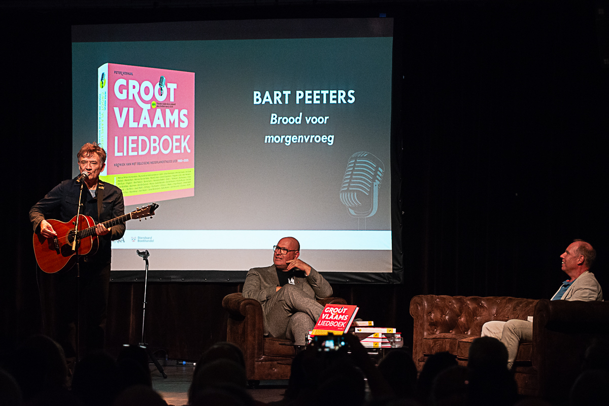 Boeklancering Groot Vlaams liedboek van Peter Voskuil @De Casino, foto 3, foto's door Raf Van Daele - FrontView Magazine