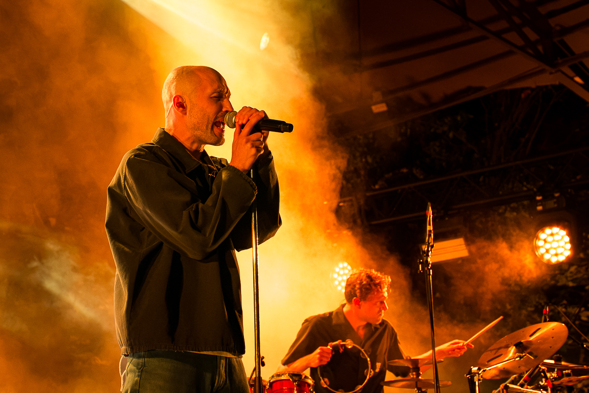 Yong Yello @ OLT Rivierenhof, picture 1, photographed by Karlien Charlier - FrontView Magazine