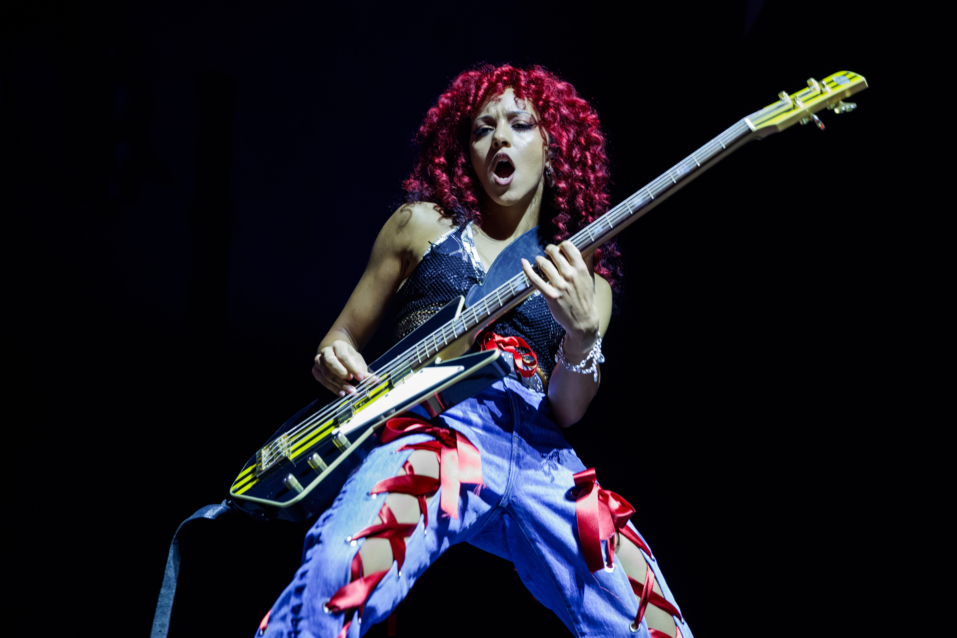Nova Twins @ Vorst Nationaal, foto 8, foto's door Wim Sunnaert - FrontView Magazine