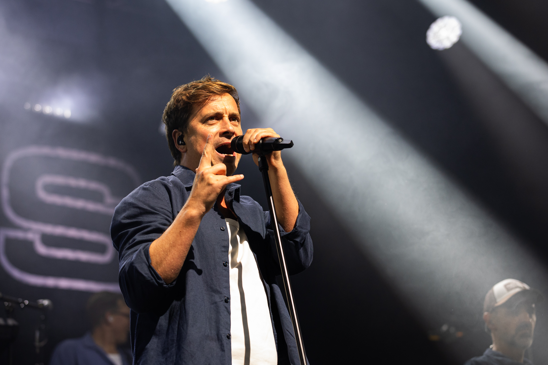 Niels Destadsbader @ LoForLife 2026, picture 8, photographed by Danielle Stoop - FrontView Magazine